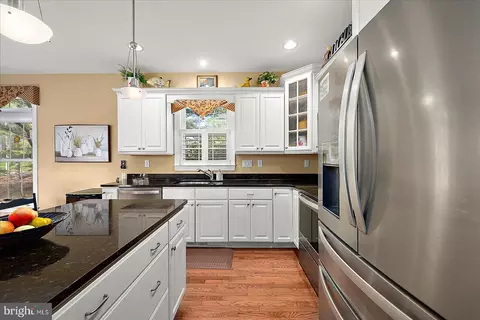 Kitchen - 11321 River Run Ln, Berlin, MD 21811 photo 4 of 8