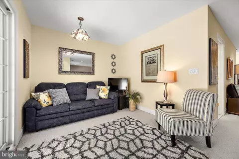 Living - 11321 River Run Ln, Berlin, MD 21811 photo 5 of 5