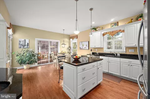 Kitchen - 11321 River Run Ln, Berlin, MD 21811 photo 6 of 8