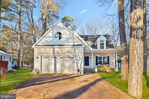 17 Poplar Trl, Ocean Pines, MD 21811