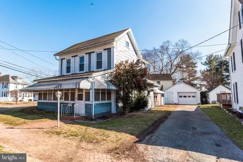 220 E Federal St, Snow Hill, MD 21863