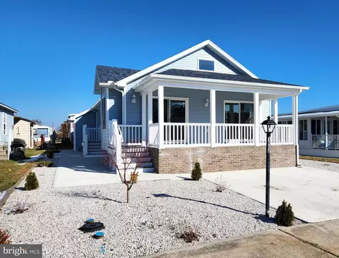 132 Nautical Ln, Ocean City, MD 21842
