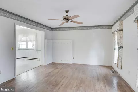 16 Canal Rd, Ocean Pines, MD 21811 photo 2