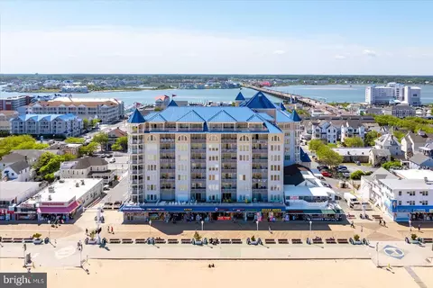 2 Dorchester St #502, Ocean City, MD 21842