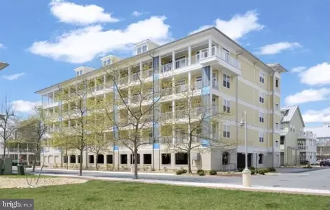 35 Fountain Dr W #3E, Ocean City, MD 21842
