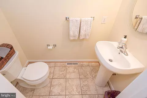 Bath - 702 Loop Rd, Ocean City, MD 21842 photo 1 of 11