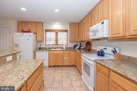 Kitchen - 702 Loop Rd, Ocean City, MD 21842 photo 7 of 7