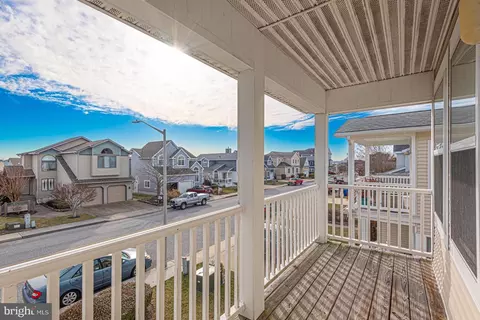 Exterior - 702 Loop Rd, Ocean City, MD 21842 photo 5 of 11