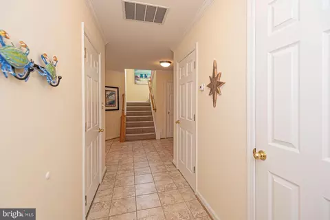 Entry Way - 702 Loop Rd, Ocean City, MD 21842 photo 6 of 17