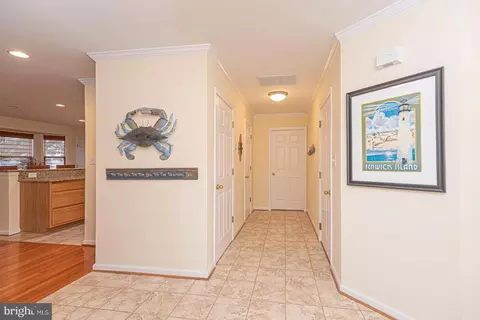 Entry Way - 702 Loop Rd, Ocean City, MD 21842 photo 7 of 17