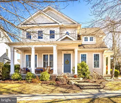 353 Walnut Hill Dr, Berlin, MD 21811