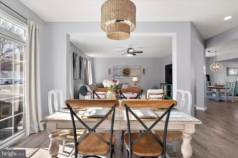 Dining - 508 Dueling Way, Berlin, MD 21811 photo 3 of 4