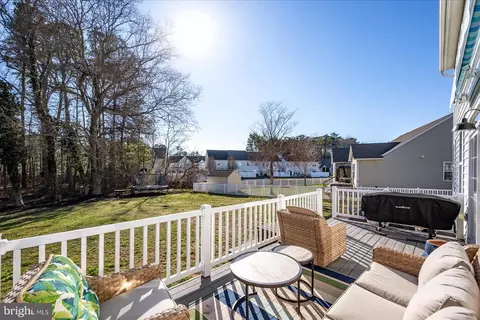 Exterior - 508 Dueling Way, Berlin, MD 21811 photo 4 of 18