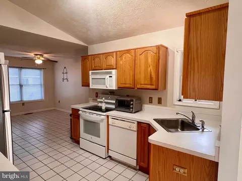 123 Pinehurst Rd, Ocean Pines, MD 21811 photo 4
