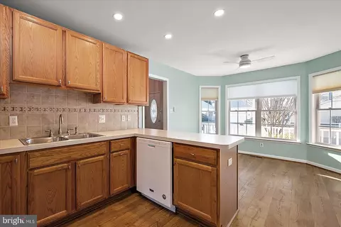 Kitchen - 1 Links Ln, Berlin, MD 21811 photo 5 of 5