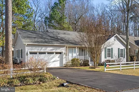 Exterior - 1 Links Ln, Berlin, MD 21811 photo 2 of 18