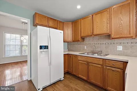 Kitchen - 1 Links Ln, Berlin, MD 21811 photo 4 of 5