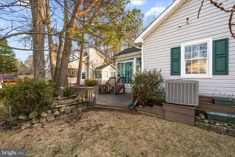 Exterior - 1 Links Ln, Berlin, MD 21811 photo 8 of 18