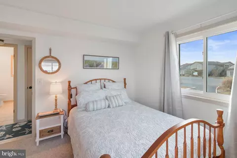 Bedroom - 52 Pintail Dr, Ocean Pines, MD 21811 photo 5 of 10