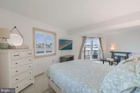Bedroom - 52 Pintail Dr, Ocean Pines, MD 21811 photo 3 of 10