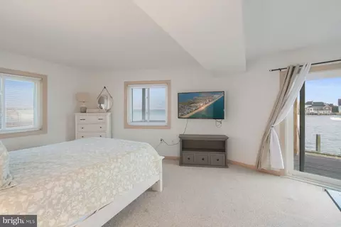 Bedroom - 52 Pintail Dr, Ocean Pines, MD 21811 photo 4 of 10