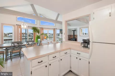 Kitchen - 52 Pintail Dr, Ocean Pines, MD 21811 photo 1 of 3