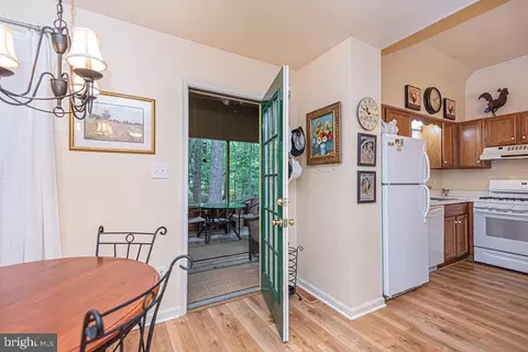 Entry Way - 23 Seagrave Ln, Ocean Pines, MD 21811 photo 2 of 4