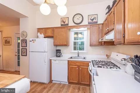 Kitchen - 23 Seagrave Ln, Ocean Pines, MD 21811 photo 3 of 3