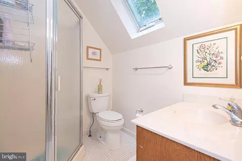 Bath - 23 Seagrave Ln, Ocean Pines, MD 21811 photo 6 of 7