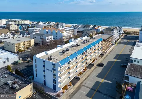 10 143rd St #202, Ocean City, MD 21842