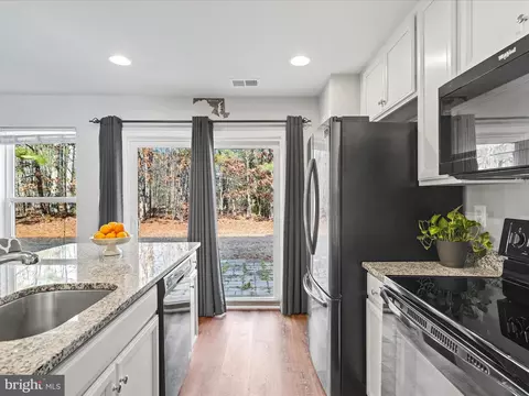 Kitchen - 165 Intrepid Ln, Berlin, MD 21811 photo 4 of 7