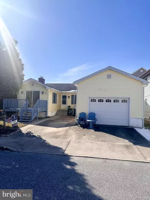 719 141st St, Ocean City, MD 21842
