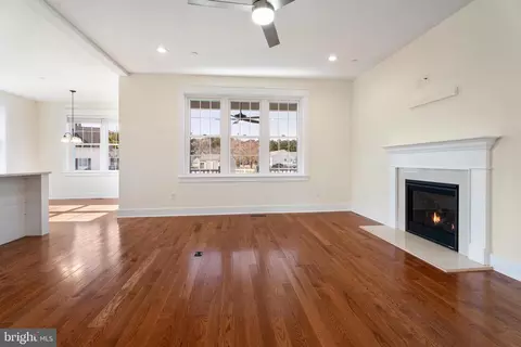 Living - 12349 Dixie Dr, Bishopville, MD 21813 photo 2 of 14