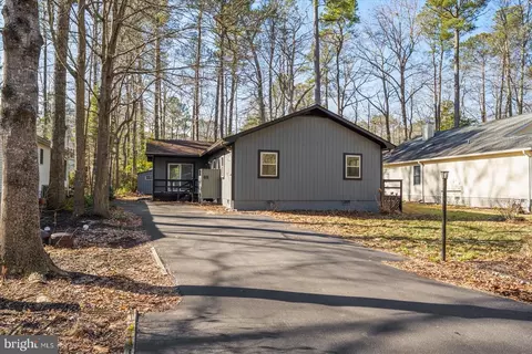 69 Burr Hl, Ocean Pines, MD 21811