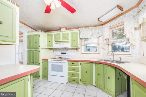 10 Ensign Dr, Berlin, MD 21811 photo 7