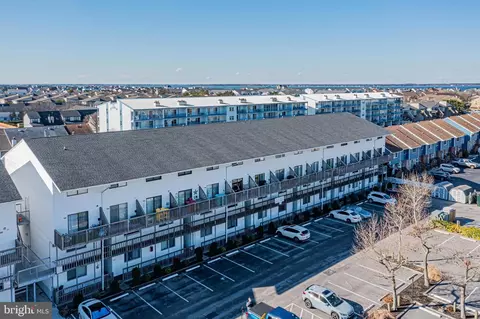 105 123rd St #336B2, Ocean City, MD 21842