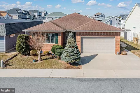 10603 Shifting Sands Dr, Ocean City, MD 21842