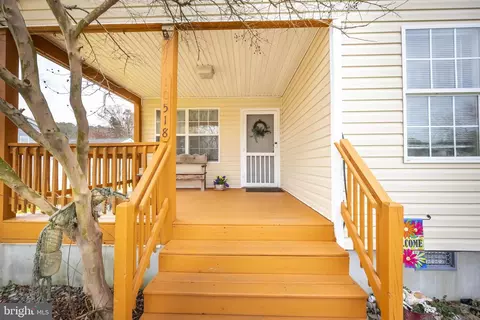 Exterior - 10518 Harrison Rd, Berlin, MD 21811 photo 7 of 16