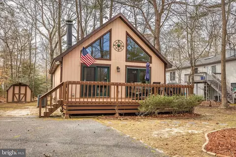 54 Falcon Bridge Rd, Ocean Pines, MD 21811