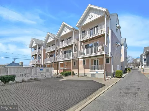 5606 Coastal Hwy #4, Ocean City, MD 21842