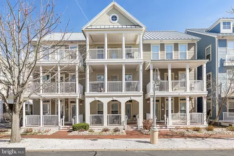 20 Corner Store Ln, Ocean City, MD 21842