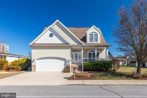 9104 Mediterranean Dr, Ocean City, MD 21842