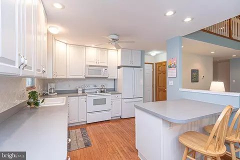 Kitchen - 199 Windjammer Rd, Ocean Pines, MD 21811 photo 4 of 6