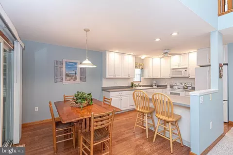 Kitchen - 199 Windjammer Rd, Ocean Pines, MD 21811 photo 1 of 6