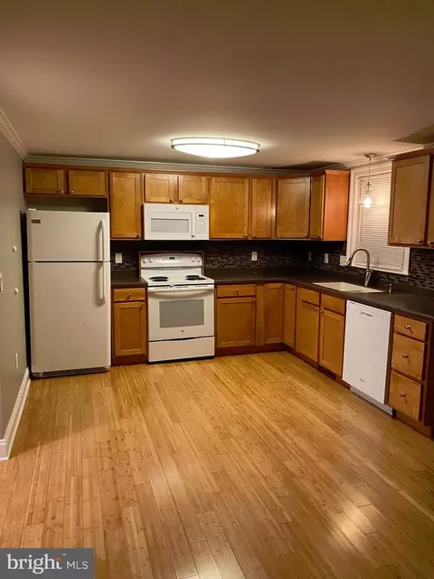 Kitchen - 7109 Daffodil Ln Rd, Newark, MD 21841 photo 2 of 2