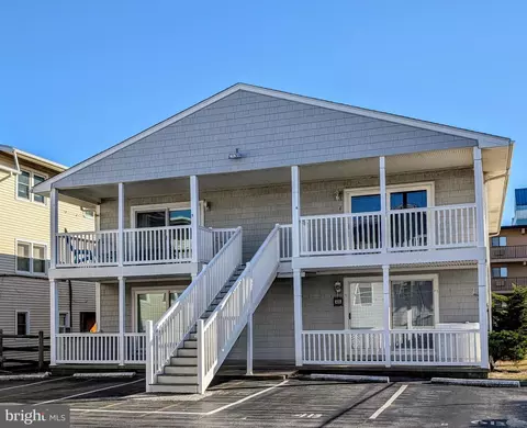 13 52nd St #6, Ocean City, MD 21842