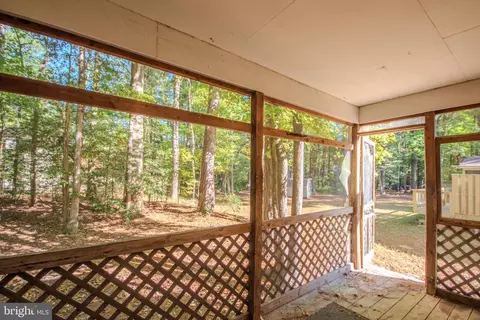 Exterior - 103 Ocean Pkwy, Ocean Pines, MD 21811 photo 5 of 12