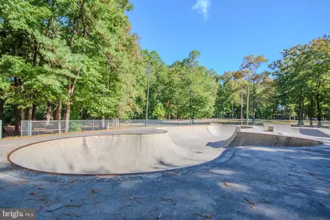 Exterior - 103 Ocean Pkwy, Ocean Pines, MD 21811 photo 11 of 12
