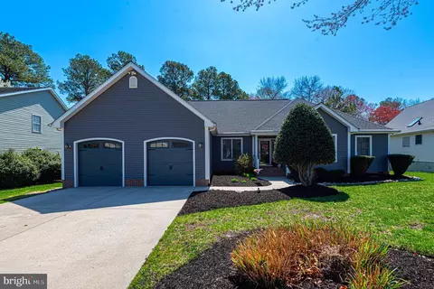 9306 Ten Point Ct, Berlin, MD 21811