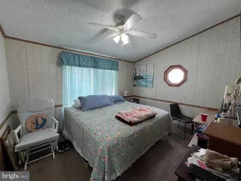 12205 E Cannonball Dr, Berlin, MD 21811 photo 10